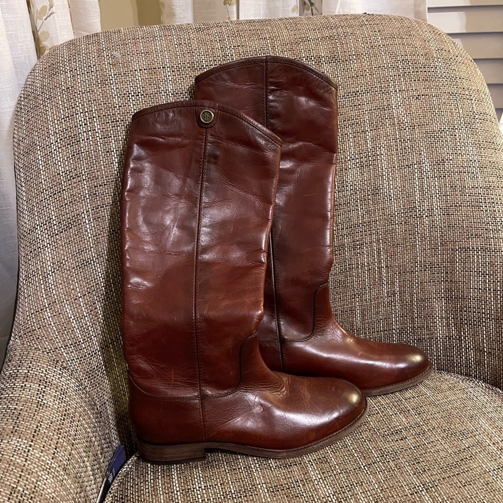 Frye boots in rustic brown